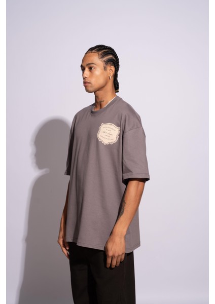 Erkek Oversize T-Shirt Hotel De Narcos Gri indirimleri