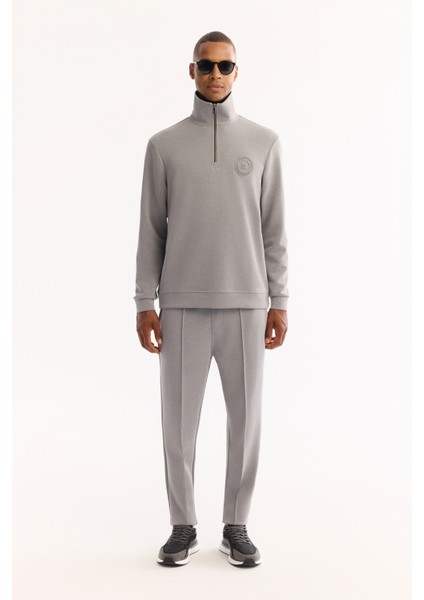 Erkek Gri Dik Yaka Fermuarlı Soft Touch Baskılı Regular Fit Sweatshirt A52Y1273 indirimleri