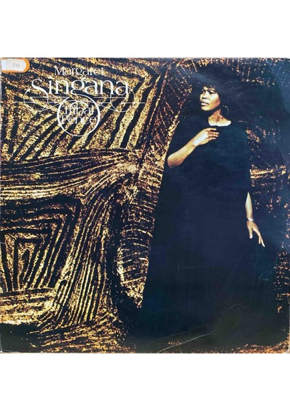 Margaret Singana – Tribal Fence