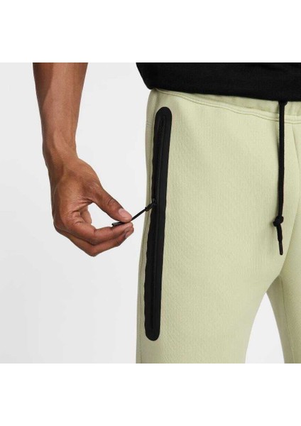 Tech Fleece Jogger Erkek Eşofman fiyatları