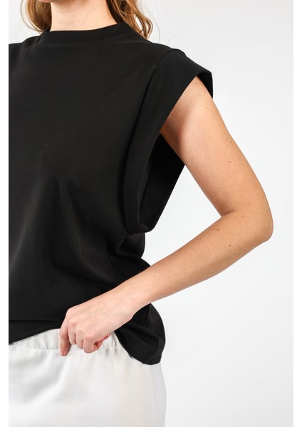 Vatka Görünümlü Kısa T-Shirt