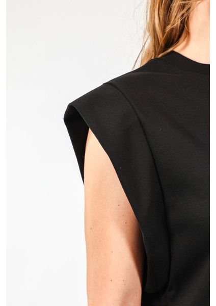 Vatka Görünümlü Kısa T-Shirt