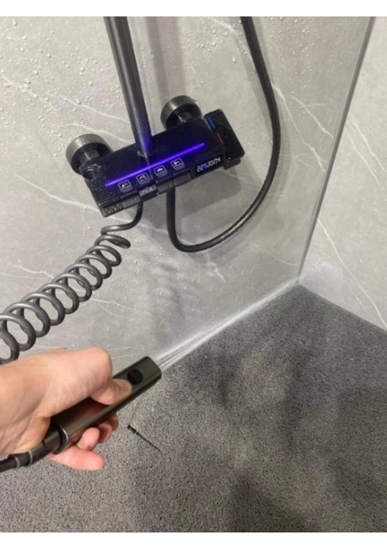 Digital Isı Göstergeli Piyano Duş Seti Antrasit modelleri