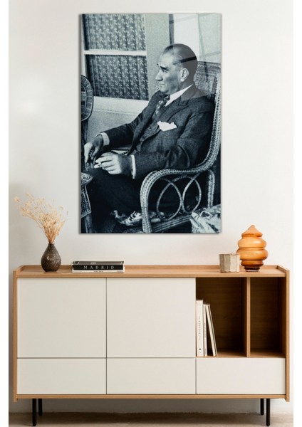 Mustafa Kemal Atatürk Portresi Cam Tablo, Darbelere Dayanıklı Kırılmaz Cam, Hediyelik