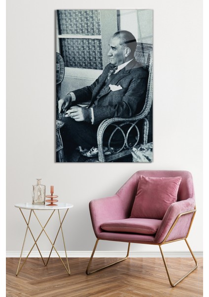 Mustafa Kemal Atatürk Portresi Cam Tablo, Darbelere Dayanıklı Kırılmaz Cam, Hediyelik fiyatları