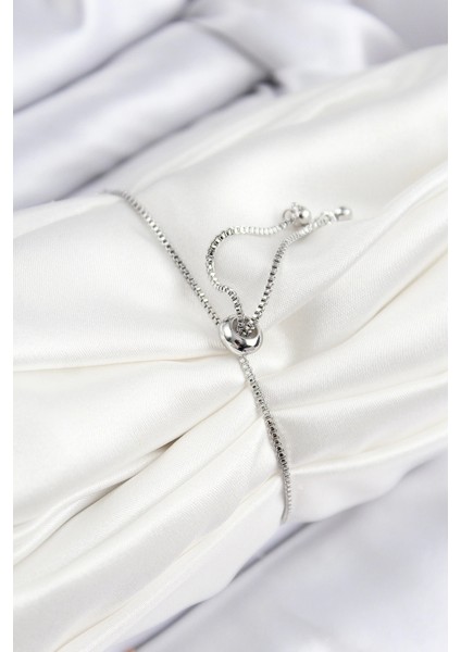 Pirinç Zirkon Taşlı Sıralı Model Gümüş Renk Asansörlü Kadın Bileklik fiyatları