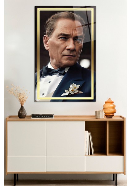 Gold Şeritli Yapay Zeka Atatürk Portresi Cam Tablo, Darbelere Dayanıklı Kırılmaz Cam, Hediyelik