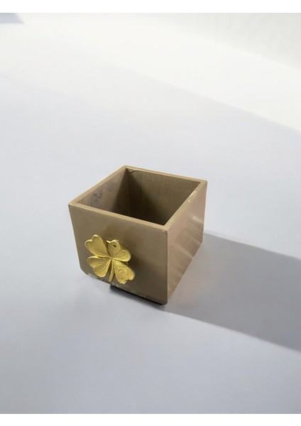 Dekoratif Beton Saksı Kare Modern Kahve Yonca Tema 15X15 cm modelleri