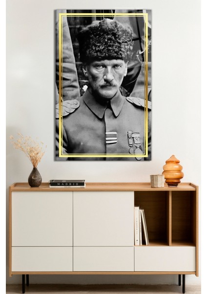 Gold Şeritli Gri Cephede Atatürk Portresi Cam Tablo, Darbelere Dayanıklı Kırılmaz Cam, Hediyelik