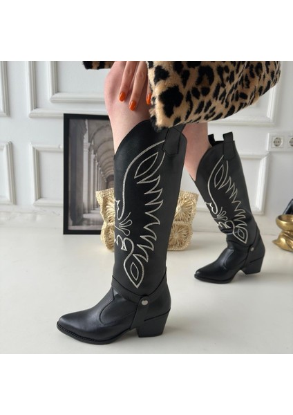 Jilla Siyah Cilt Tak Çıkar Topuklu Bot ve Çizme fırsatları
