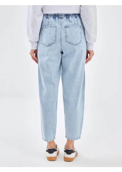 Lcw Jeans Indigo Beli Lastikli Mom Fit Kadın Jean Pantolon fırsatları