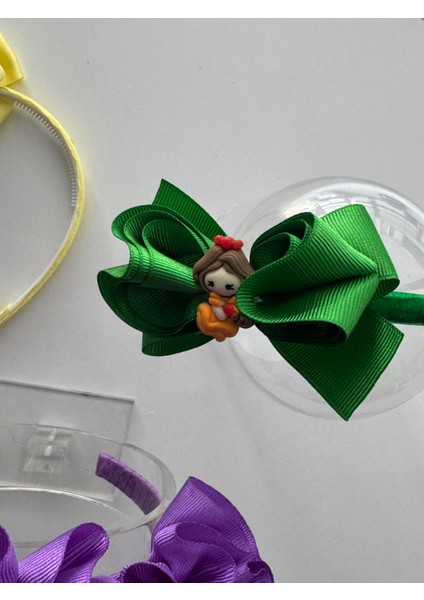 Zarif ve Modern 3'lü Taç Seti: Farklı Desen ve Renklerde Şık Fiyonklar fiyatları