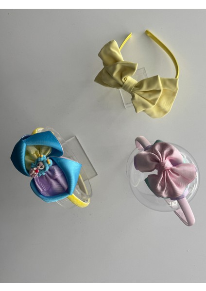 Zarif ve Modern 3'lü Taç Seti: Farklı Desen ve Renklerde Şık Fiyonklar