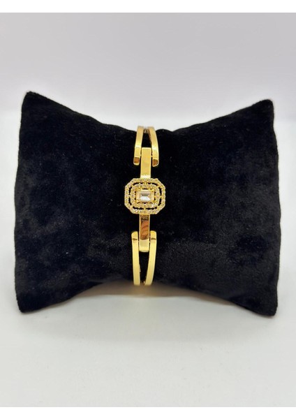 22 Ayar Altın Kaplama Özel Tasarım Baget Taşlı Kelepçe LVD570-2 fiyatları