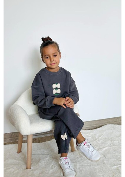 Kız Çocuk 3 Iplik Pamuklu Kumaş Kurdele Detaylı Sweatshirt ve Geniş Paça Eşofman Altı Alt Üst Takım fiyatları