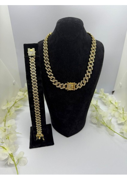 22 Ayar Altın Kaplama Parlayan Taşlı Kilit Set: Kolye ve Bileklik LVD530