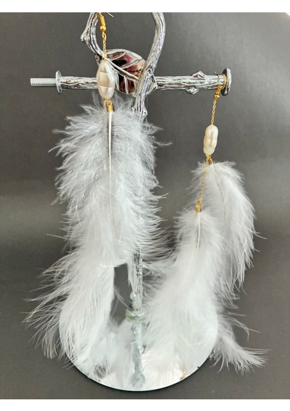 Beyaz Kuş Tüylü Incili Altın Kaplama Malzemeli Konsept Tasarım Kararmaz Küpe Çift, Party, Özel Gün fiyatları