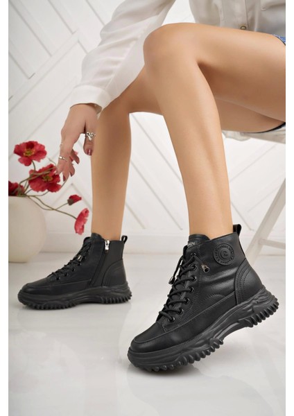 Guja 24K310 13 Siyah Fermuarlı Fashion Kadın Bot