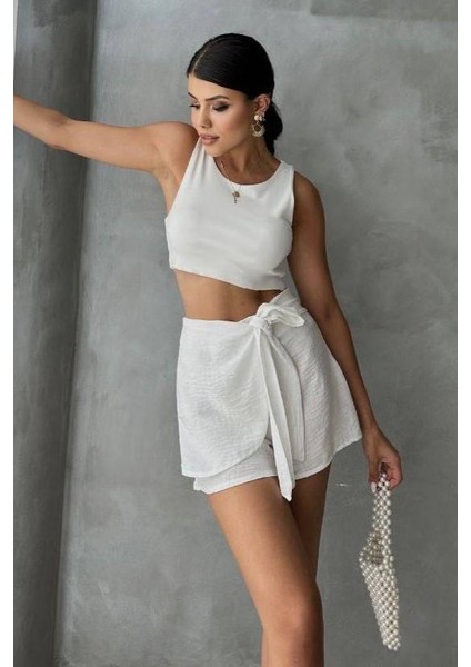 Beyaz Keten Bağlama Detaylı Yüksek Bel Slim Günlük Fermuarlı Şık Trend Yazlık Mini Şort Etek modelleri