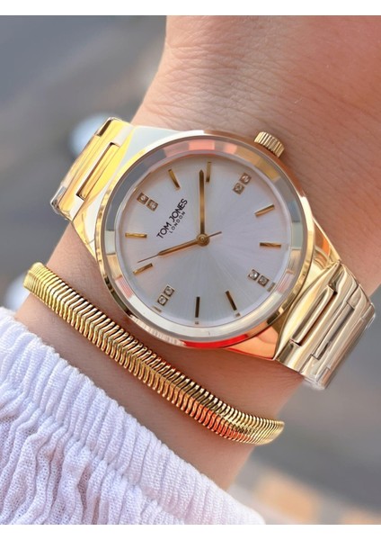 Çelik Kordon Kararma Renk Atma Yapmaz 3 Atm Suya Dayanıklı Kadın Kol Saati BTJ.YN.2288.2