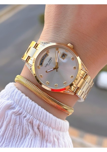 Çelik Kordon Kararma Renk Atma Yapmaz 3 Atm Suya Dayanıklı Kadın Kol Saati BTJ.YN.10042.2