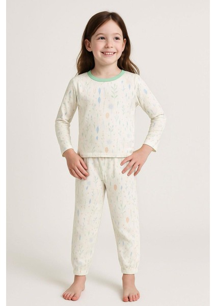 Kız Çocuk Pijama Takımı Bahar Fısıltısı Renkli Yapraklar Desenli 4-8 Yaş, Ekru
