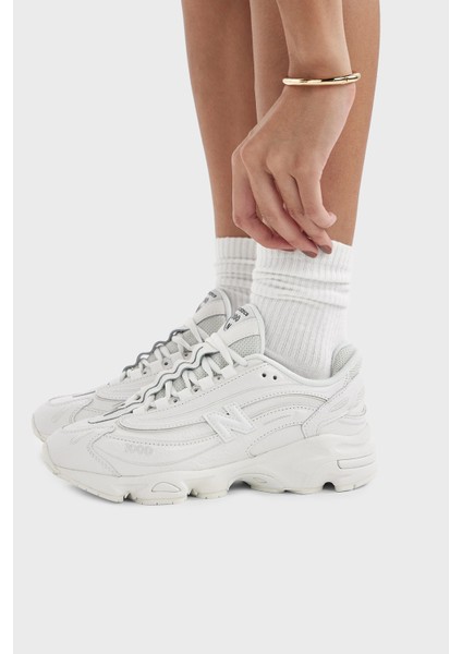 Logolu Sneaker Ayakkabı Erkek Ayakkabı M1000BW D12 fiyatları