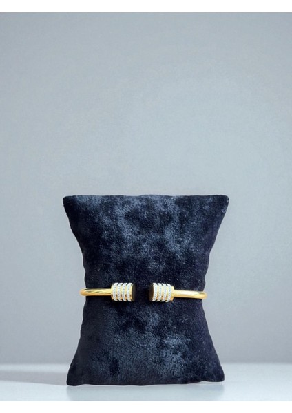 Zirkon Taşlı Halka Uçlu Kelepçe Bilezik CNS0050-2