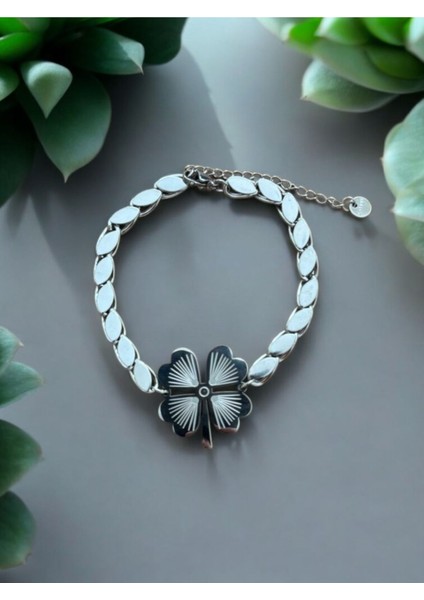 Dört Yapraklı Yonca Paslanmaz Çelik Bileklik CNS083-1