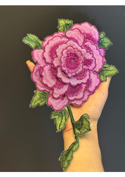 Mor Kabartma Nakış Işleme Çiçek Arma Dikiş Aplike 28X18 cm