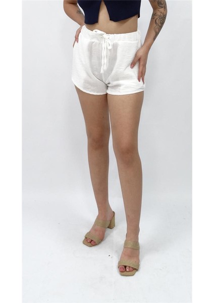 Kadın Düğmeli Müslin Kumaş Şort