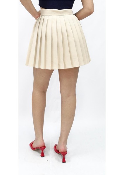 Kadın Nisan Piliseli Şortlu Etek modelleri