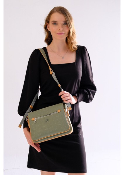 Orijinal Just Polo Günlük Kullanıma Uygun Kadın Omuz Çantası fırsatları