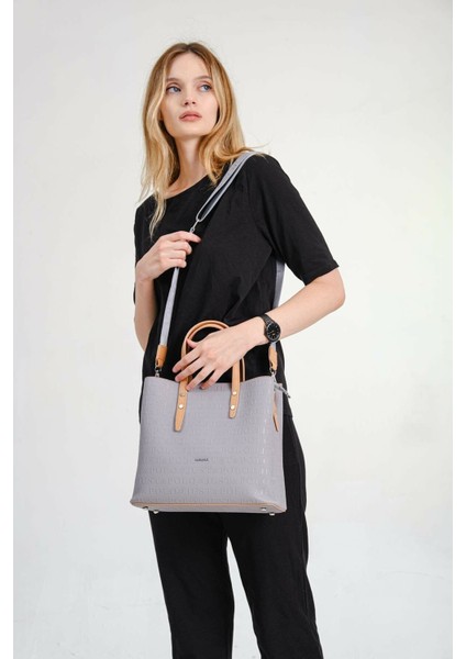 Orijinal Just Polo Günlük Kullanıma Uygun Kadın Omuz Çantası fiyatları