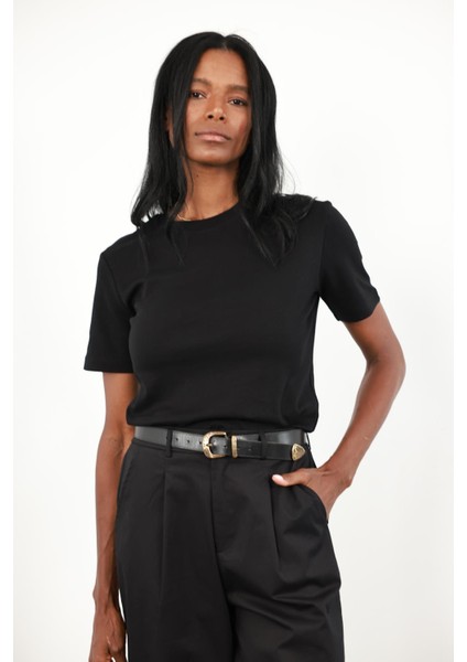 Siyah Bisiklet Yaka Basic Tişört 1075 indirimleri