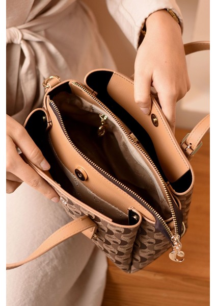 Orijinal Just Polo Günlük Kullanıma Uygun Kadın Omuz Çantası modelleri