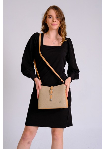 Orijinal Just Polo Günlük Kullanıma Uygun Kadın Omuz Çantası fırsatları