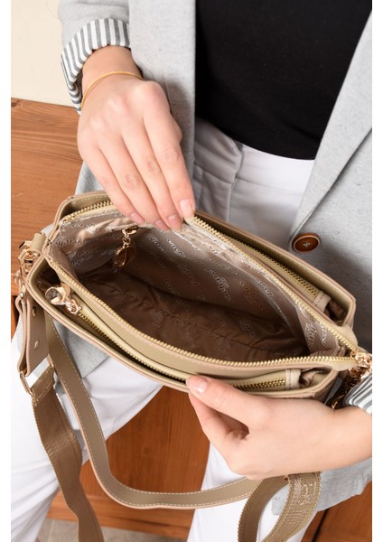 Orijinal Just Polo Günlük Kullanıma Uygun Kadın Omuz Çantası