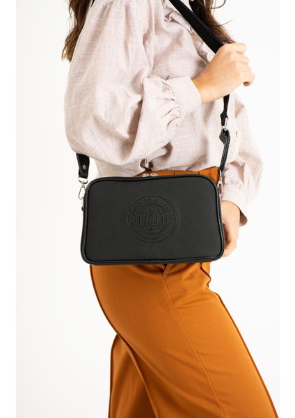 Orijinal Just Polo Günlük Kullanıma Uygun Kadın Omuz Çantası fırsatları