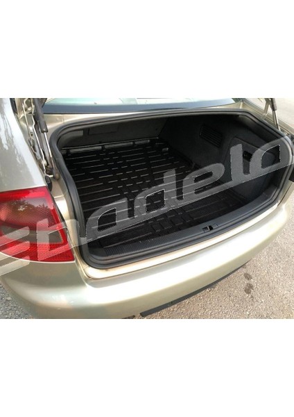 2000 Audi A6 Sedan 3D Kauçuk Bagaj Havuzu fırsatları