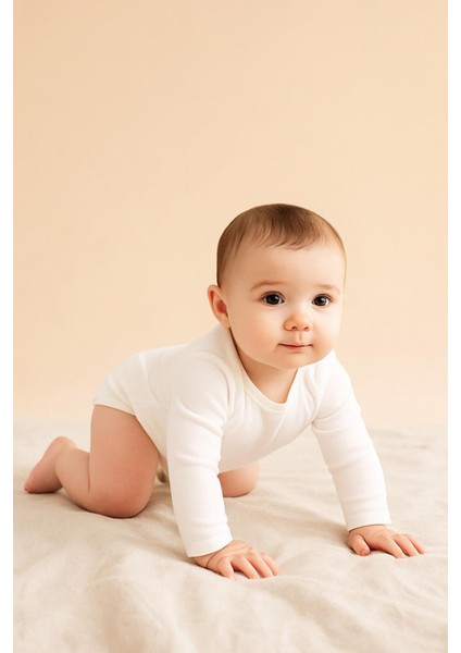 Uzun Kollu Pamuklu Bebek Çıtçıtlı Body Beyaz
