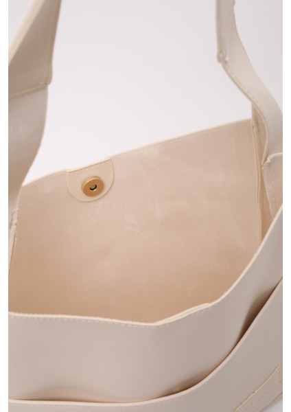 Krem SHK180 Suni Deri, Çıtçıtlı, Iki Bölmeli El, Kol ve Omuz Çantası