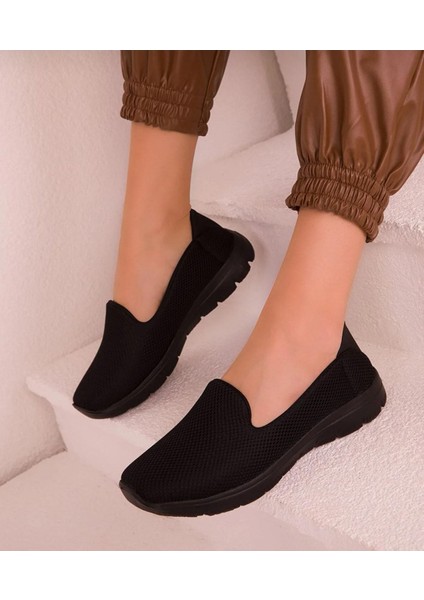 Siyah Ortopedik Spor Ayakkabısı