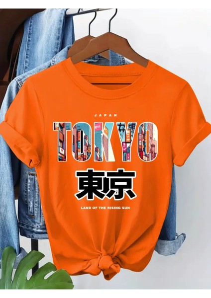 Tokyo Baskılı Kadın T-Shirt