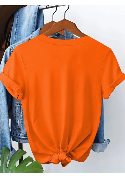 Tokyo Baskılı Kadın T-Shirt fiyatları