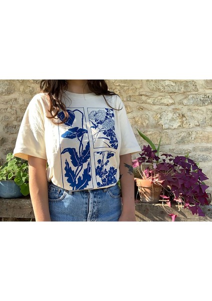 Özel Çini Mavi Tasarım Baskılı Kadın Beyaz Pamuk T-Shirt