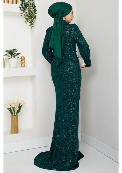 Puantiye Desenli Rüya Tesettür Abiye Zümrüt modelleri