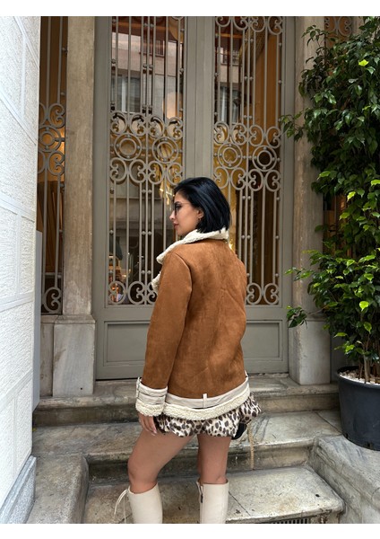 Uzun Içi Peluş Dışı Süet Kaban indirimleri