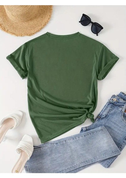 Kelebek & Papatya Baskılı Kadın Pamuk T-Shirt fiyatları