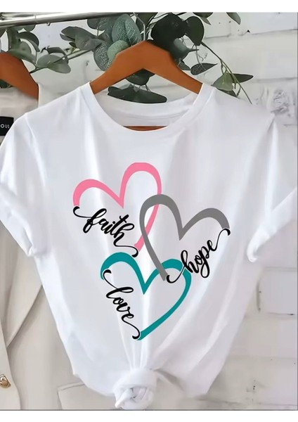 Üçlü Kalp Özel Tasarım Baskılı Kadın T-Shirt